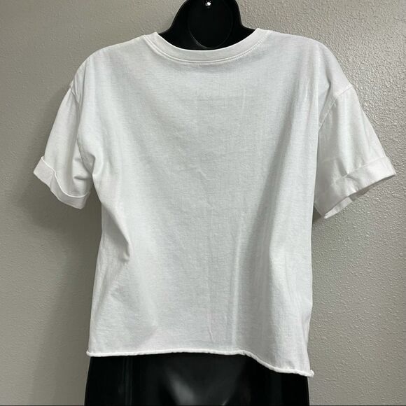 Modern Lux Smile More Croptop White with Pink Letters Size Medium - Picture 6 of 9